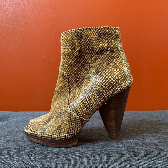 Michael Kors Peep Toe ‘Snake Skin’ Ankle Booties - Picture 8 of 14